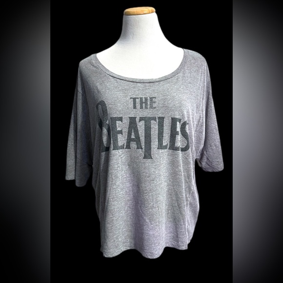 Central Mills Apple Corps Ltd Beatles Gray Crop Top T-shirt Size XXL - Picture 1 of 7